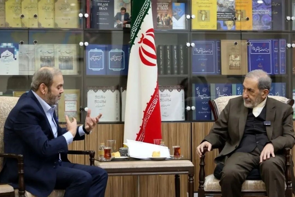 مشاور مقام معظم رهبری در امور بین الملل گفت: حزب‌الله به‌عنوان یکی از مهم‌ترین ستون‌های جبهه مقاومت، نقشی اساسی در مقابله با صهیونیسم دارد و جمهوری اسلامی ایران، تحت رهبری و اوامر مقام معظم رهبری، با قاطعیت به حمایت از این مجموعه ارزشمند و فداکار در خط مقدم مقاومت ادامه خواهد داد.