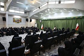 آیت الله علم الهدی: رسانه امروز سنگر مقدم جنگ دشمن با نظام است| نه مخالف مطلق حضور بانوان در ورزشگاه هستم و نه موافق مطلق