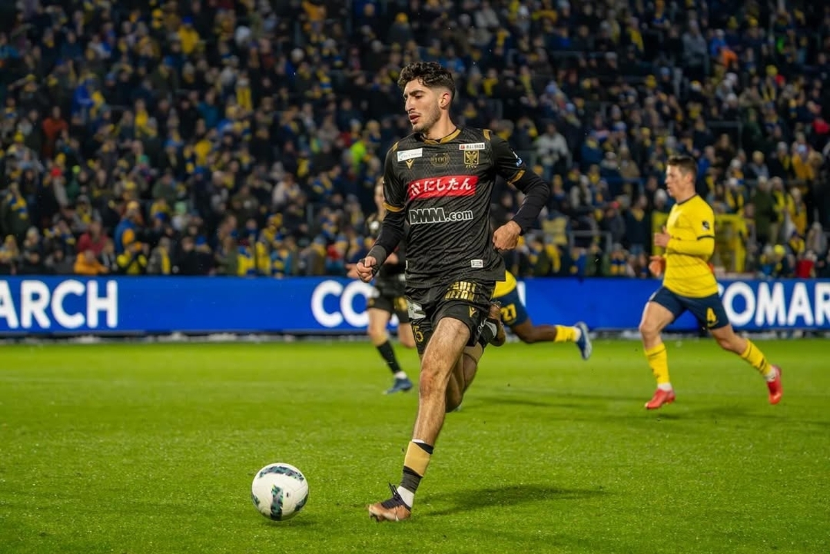 کاوه ظهیرالاسلام، بازیکن دورگه ایرانی – آمریکایی، کیست + رزومه و سوابق تیم‌ها