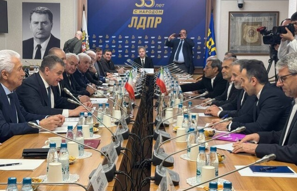 عراقچی در مجلس دومای روسیه حضور یافت