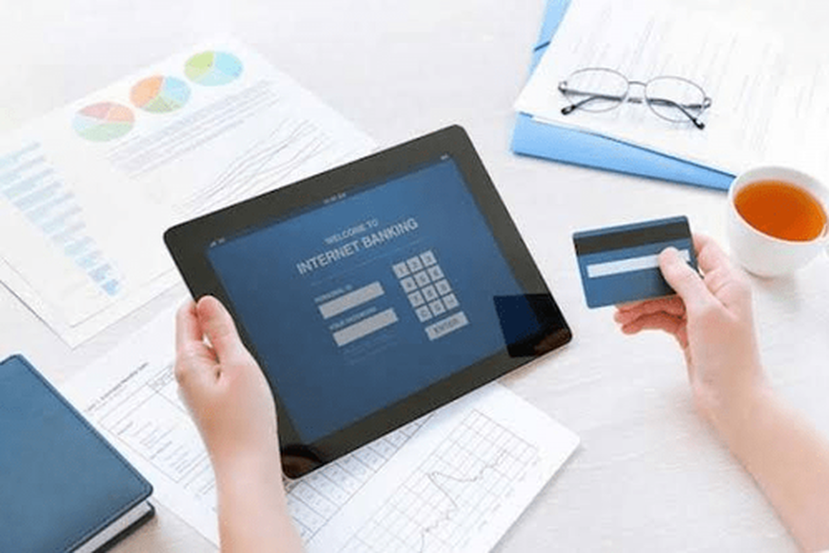 بانک سامان، تأخیر در ساتنا و پایا را ابتدا تأیید و سپس رد کرد