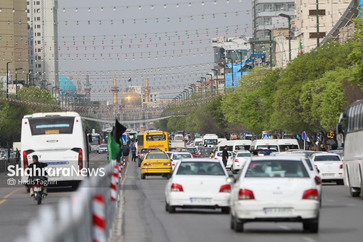 شهری که با عشق حرکت می‌کند | روایت شهرآرانیوز از قهرمانان گمنام حمل‌ونقل در مشهد + فیلم