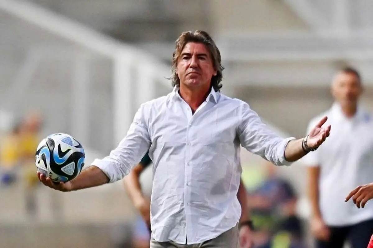 جریمه AFC برای استقلال، تراکتور و فوتسال ایران | حرکت عجیب ساپینتو دوهزار دلار خرج برداشت!