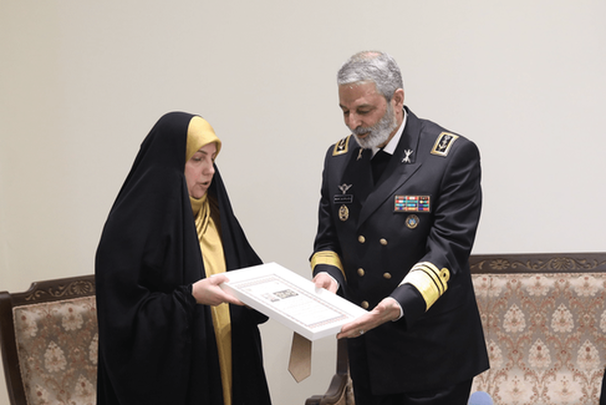 درجه سپهبدی شهید محمد باقری به خانواده ایشان اعطا شد + فیلم