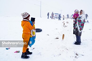 گزارش تصویری | حال و هوای مردم در اولین بارش برف پاییزی