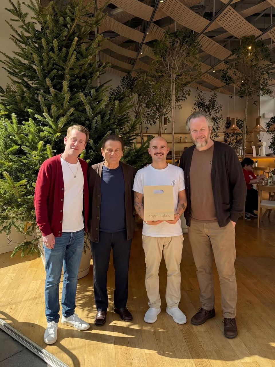 بازیگران «تنها در خانه» پس از ۳۶ سال + تصاویر بازیگران «تنها در خانه» پس از ۳۶ سال + تصاویر