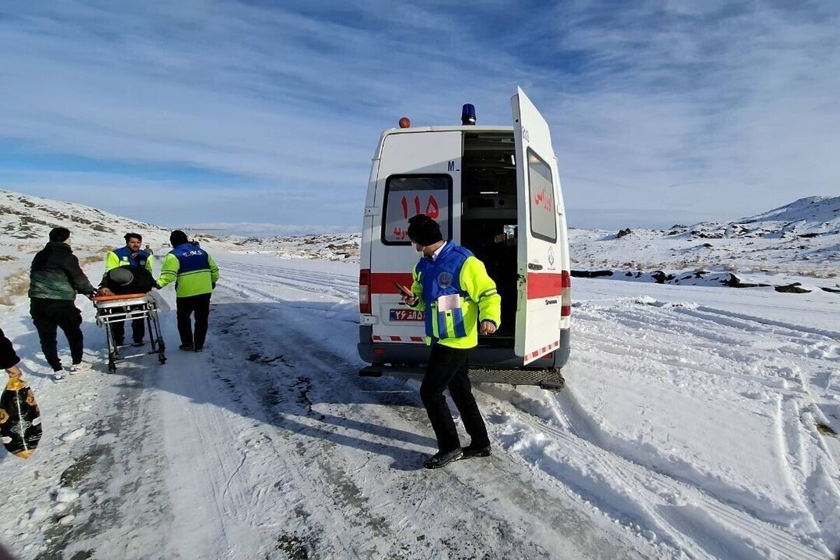 بارش برف در تایباد ۵۴ مصدوم برجا گذاشت (۲۹ آذر ۱۴۰۴)
