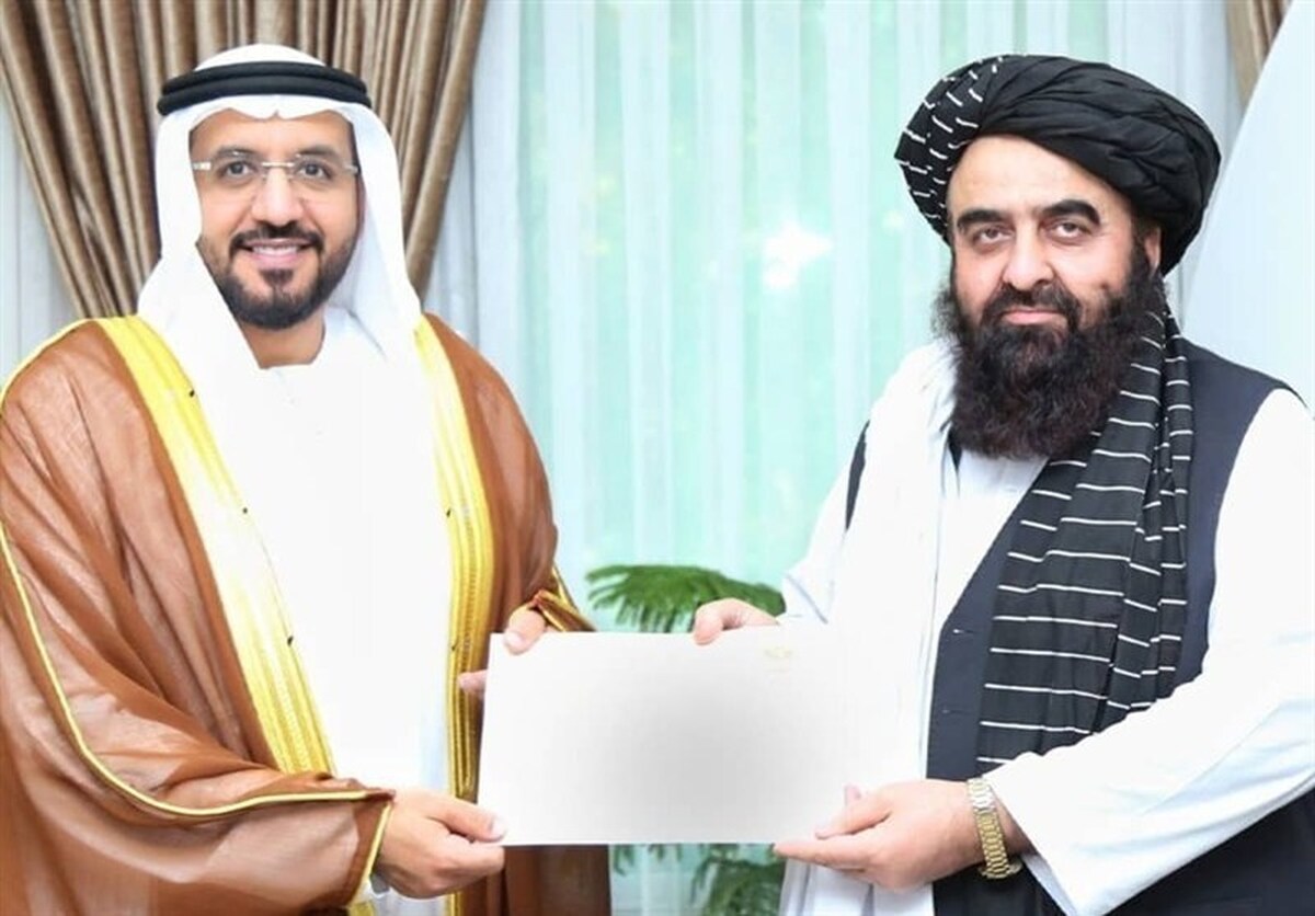 سفیر جدید امارات در دیدار با وزیر خارجه حکومت طالبان اظهار داشت که در مدت حضور در افغانستان پروژه‌های مشترک تجاری و ترانزیتی با افغانستان را فعال و تقویت خواهد کرد.