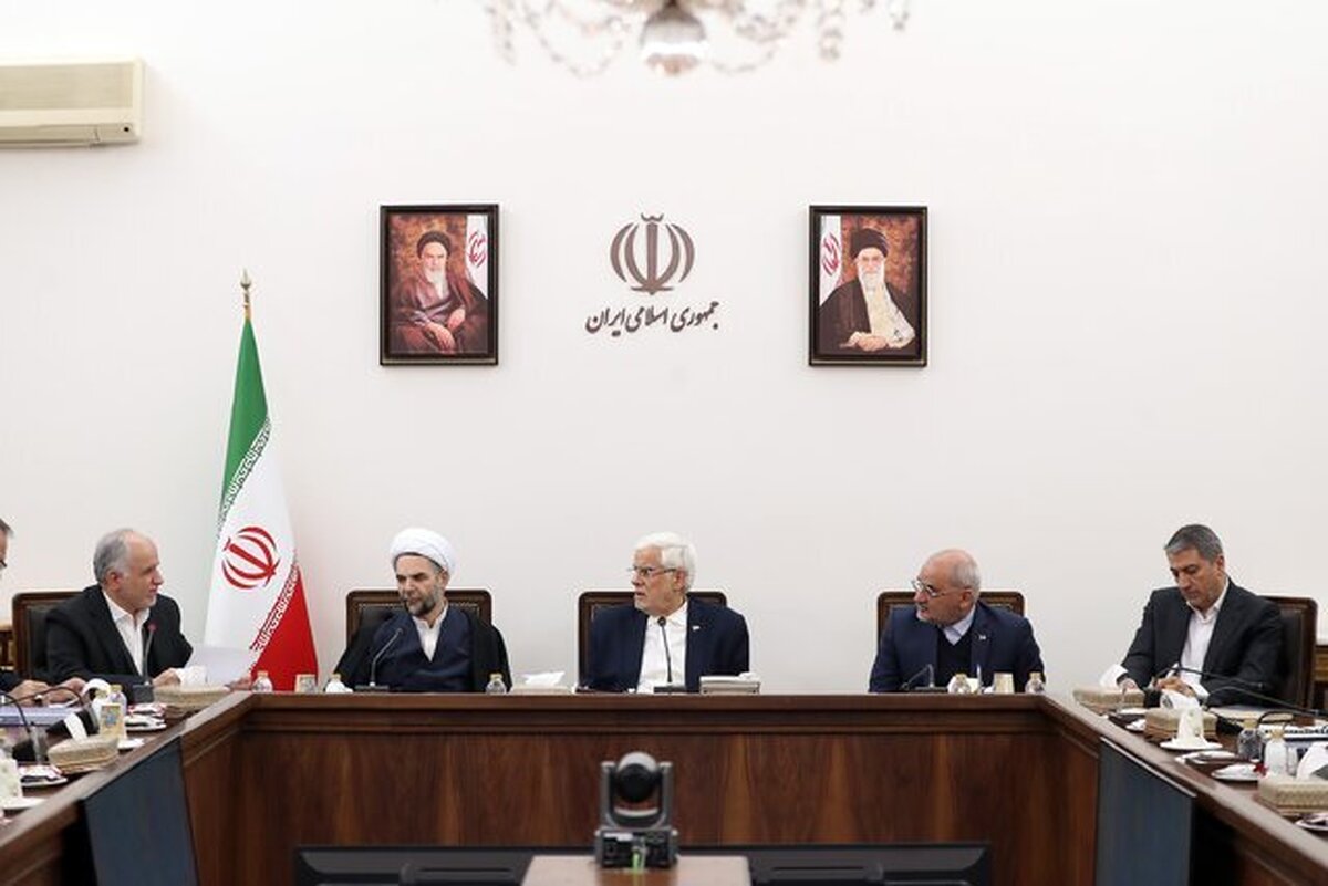 جلسه مشترک معاونان اول قوای مجریه و قضائیه به میزبانی دولت برگزار شد