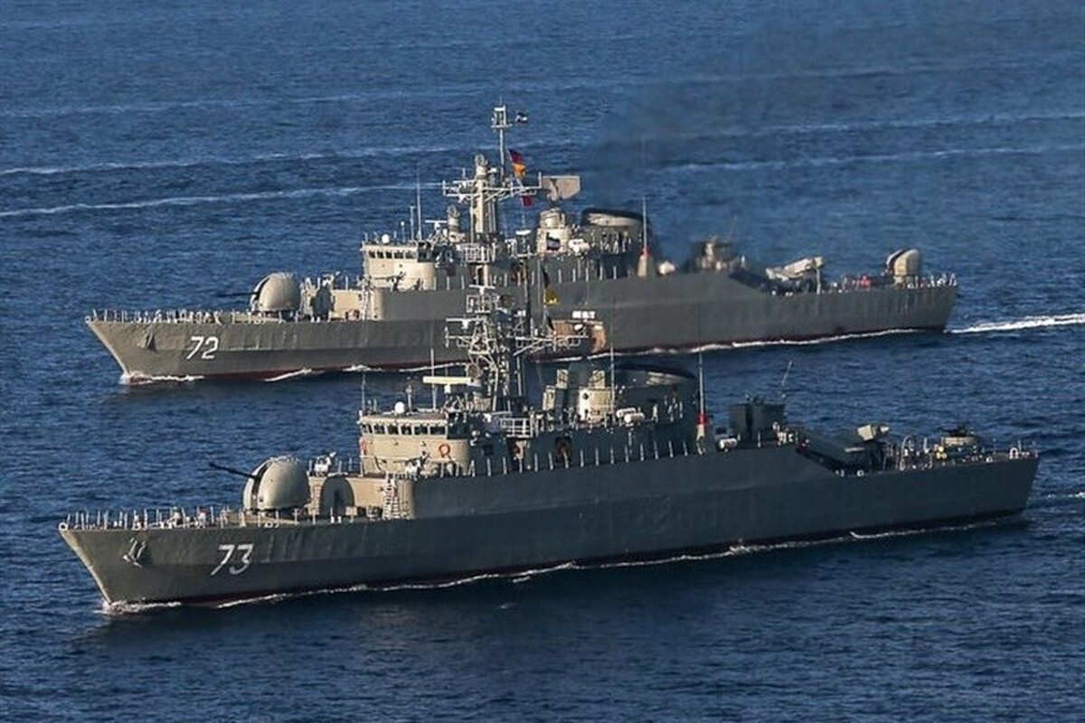 دریادار ایرانی: ناوگروه‌های ۱۰۳ و ۱۰۴ نیروی دریایی ارتش در مسیر آفریقای جنوبی هستند