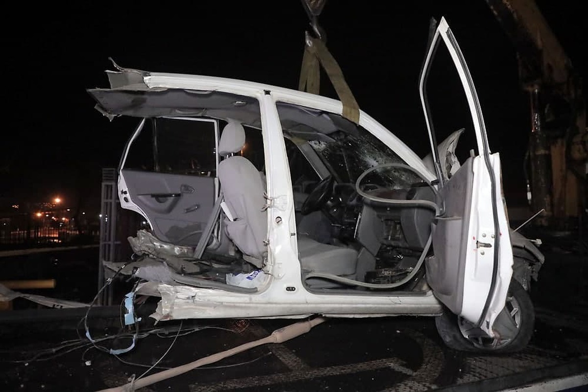 رئیس پلیس راهور مشهد گفت: برخورد خودرو سواری با تیر چراغ برق در بلوار نماز مشهد، ۲ کشته برجا گذاشت.