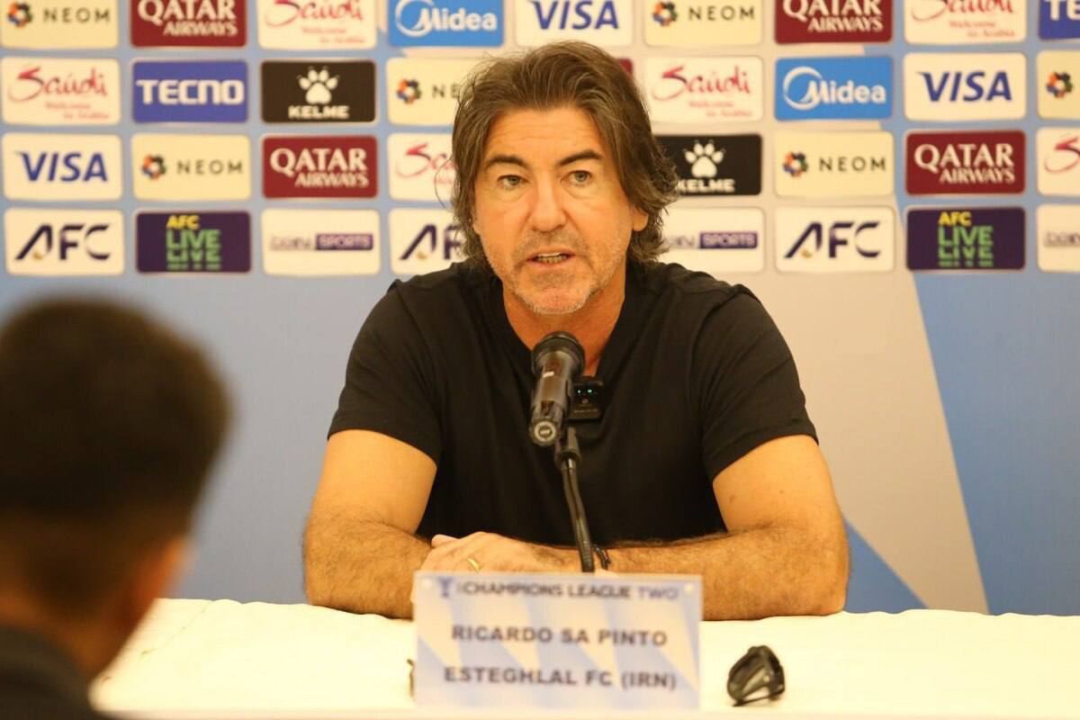 سرمربی استقلال پیش از دیدار حساس مقابل الوصل تأکید کرد که تیمش می‌خواهد شکست بازی رفت را جبران کند و با انگیزه و تمرکز بالا، تصویر جدیدی از خود ارائه دهد.