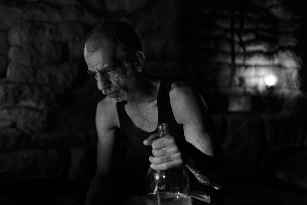 «مرد خاموش» ساخته احمد بهرامی پس از اولین نمایش خود در ایران در جشنواره جهانی فیلم فجر، در سینما‌های کشور اکران عمومی می‌شود.