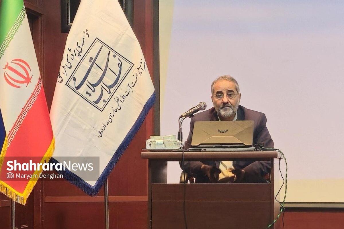 عضو شورای عالی انقلاب فرهنگی: خودکفایی و استقلال کشور به معنای انزوا و عدم ارتباط با دنیا نیست