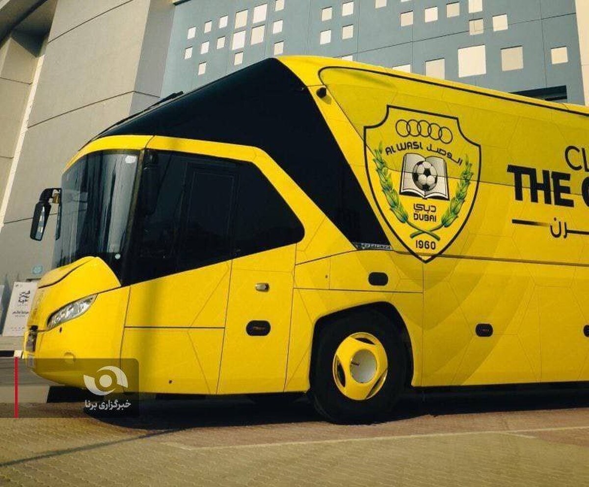 اتوبوس حامل اعضای تیم الوصل که باید وارد شهر قدس می‌شد، به دلیل اشتباه راننده به مسیر اشتباهی رفته و سر از مهرشهر کرج درآورد و در نهایت با تاخیر به ورزشگاه رسید.