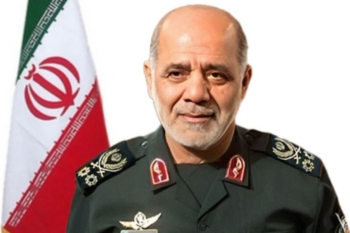 فرمانده قرارگاه مرکزی حضرت خاتم الانبیا (ص) گفت: جوانان و بسیجیان در دفاع مقدس ۱۲ روزه ثابت کردند انقلاب اسلامی پرقدرت ادامه خواهد یافت.