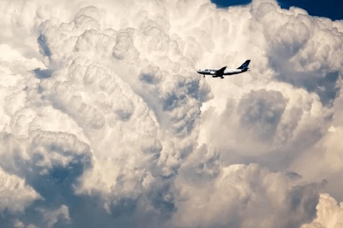 مصوبه هیئت وزیران درباره تعیین قیمت سوخت موردنیاز هواپیماهای مشارکت‌کننده در پروژه‌های بارورسازی ابرها توسط معاون اول رئیس‌جمهور ابلاغ شد.