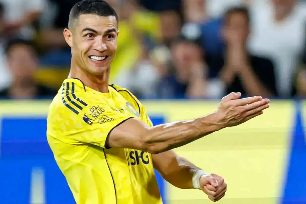 صعود النصر به‌عنوان صدرنشین گروه D باعث شد احتمال رویارویی این تیم با سپاهان افزایش یابد؛ اتفاقی که می‌تواند کریستیانو رونالدو را دوباره راهی ایران کند، آن هم در ورزشگاه نقش‌جهان.