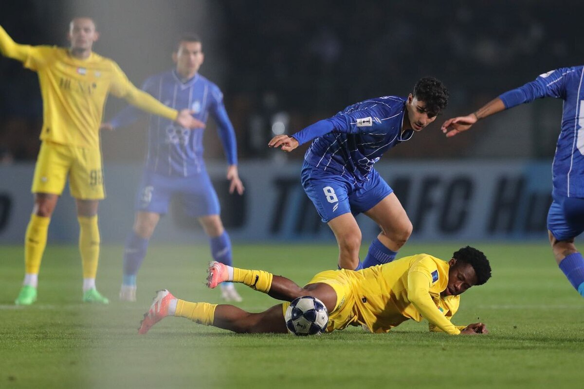 جریمه سنگین یا خطر محرومیت در کمین استقلال!| دردسر اتوبوسی