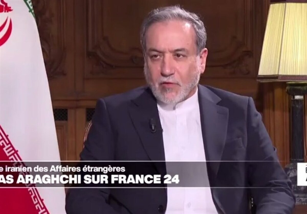 وزیر خارجه کشورمان گفت: تبادل زندانیان میان دو کشور مذاکره و نهایی شده و اکنون تنها منتظر تکمیل روندهای حقوقی و قضایی در تهران و پاریس است.