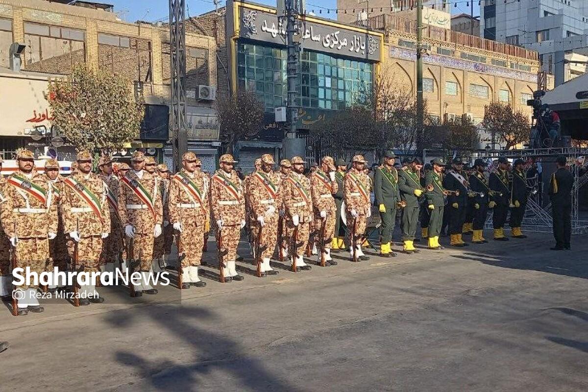 رزمایش بزرگ اقتدار بسیجیان خراسان رضوی با حضور بیش از ۷۰ هزار نفر از بسیجیان در مشهد و شهرستان‌های خراسان رضوی برگزار شد.