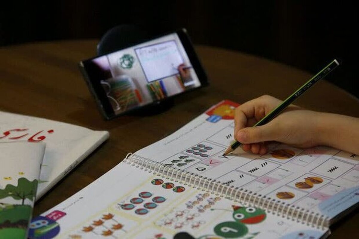 بر اساس مصوبه ستاد مدیریت بحران استان بوشهر، آموزش همه مدارس استان در ۸ و ۹ آذر غیرحضوری شد.