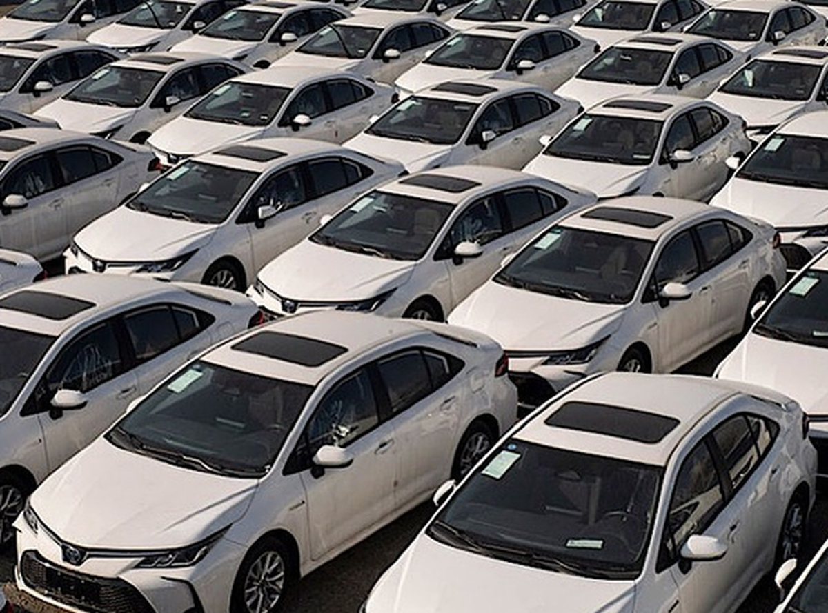 سامانه یکپارچه بار دیگر عرضه خودرو‌های وارداتی را آغاز کرد؛ مرحله‌ای که در آن هفت مدل جدید با قیمت‌هایی میان حدود دو تا چهار میلیارد تومان در دسترس خریداران قرار گرفت.