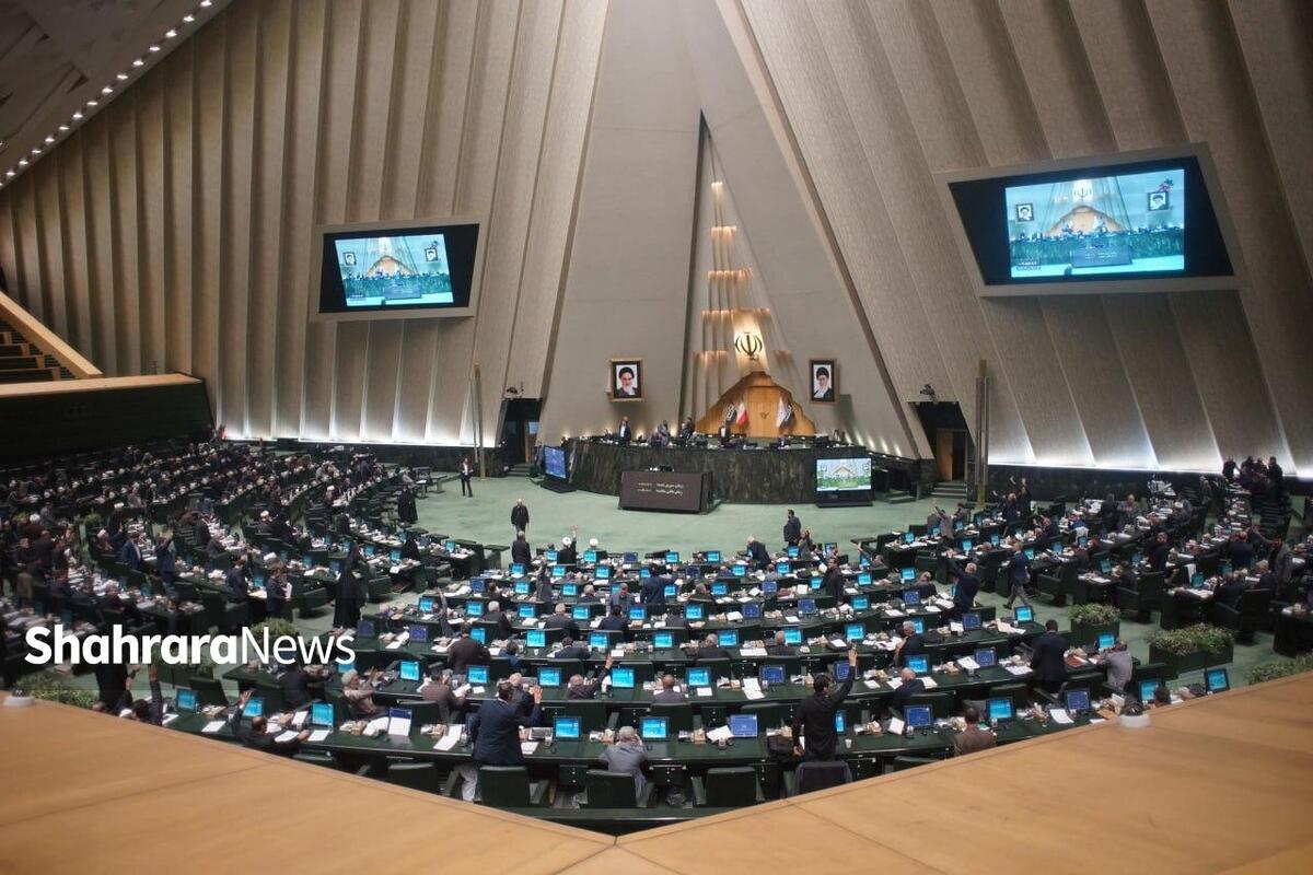 کمیسیون‌های تخصصی مجلس شورای اسلامی در حالی این هفته برگزار می‌شود که ۸ عضو کابینه در جلسات کمیسیون‌ها حضور می‌یابند و به پرسش‌های نمایندگان پاسخ می‌دهند.
