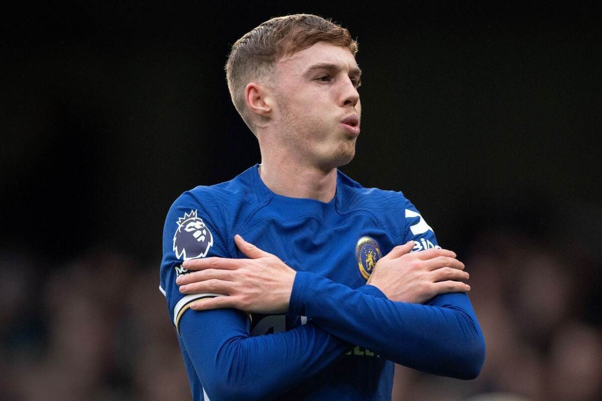 سرمربی چلسی از آمادگی کول پالمر و حضور در تمرینات این تیم پیش از دربی لندن خبر داد.