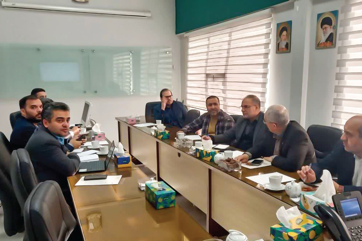 معاون پژوهش و فناوری دانشگاه آزاد اسلامی مشهد با تشریح رویکرد کارگروه علمی، فناوری و نوآوری سومین دوره نشان مشهدالرضا (ع) اظهار کرد: مهم‌ترین وظیفه این کارگروه، انجام داوری دقیق، شفاف و قابل‌دفاع است.