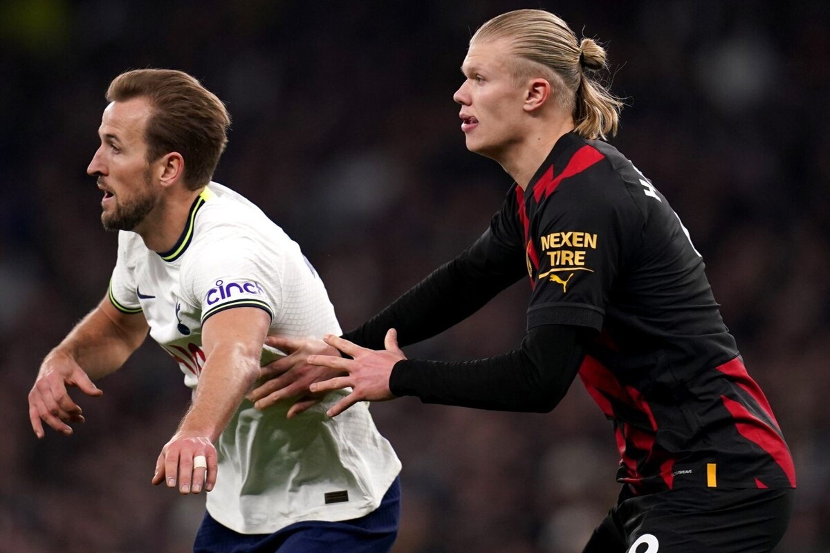 باشگاه بارسلونا در صدد جذب ارلینگ هالند و یا هری کین در تابستان سال آینده است.