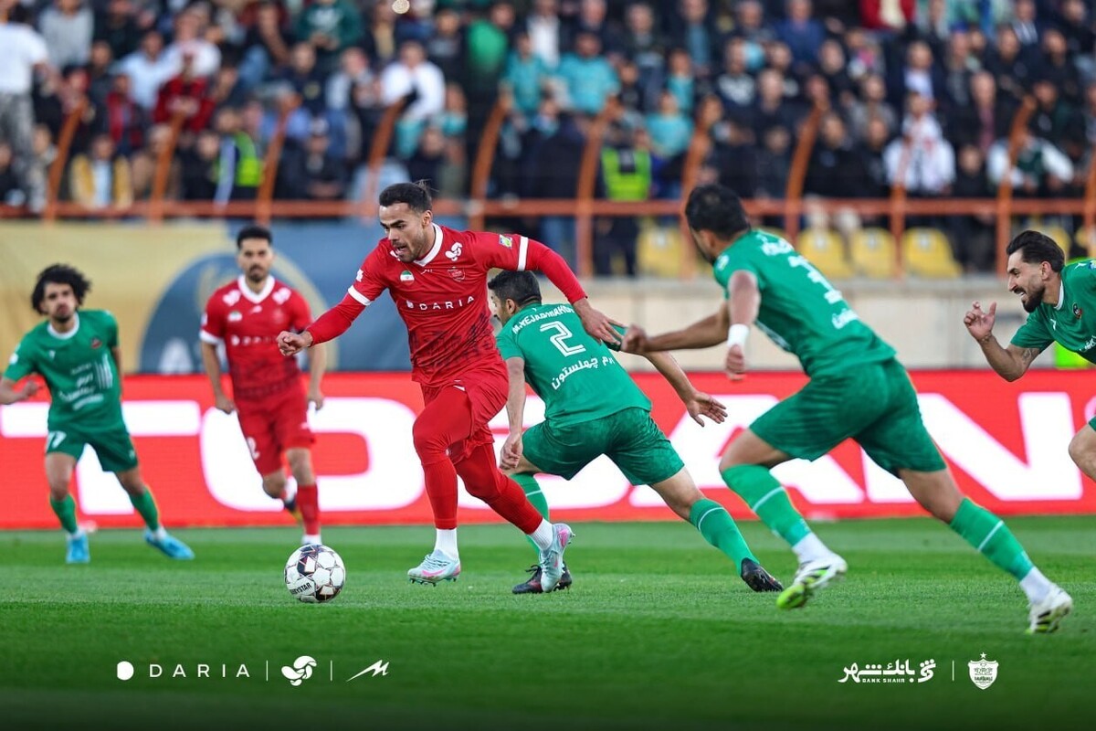 استون ارونوف با گلی که برابر شمس آذر به ثمر رساند به صدر جدول گلزنان خارجی این باشگاه نزدیک‌تر شد.