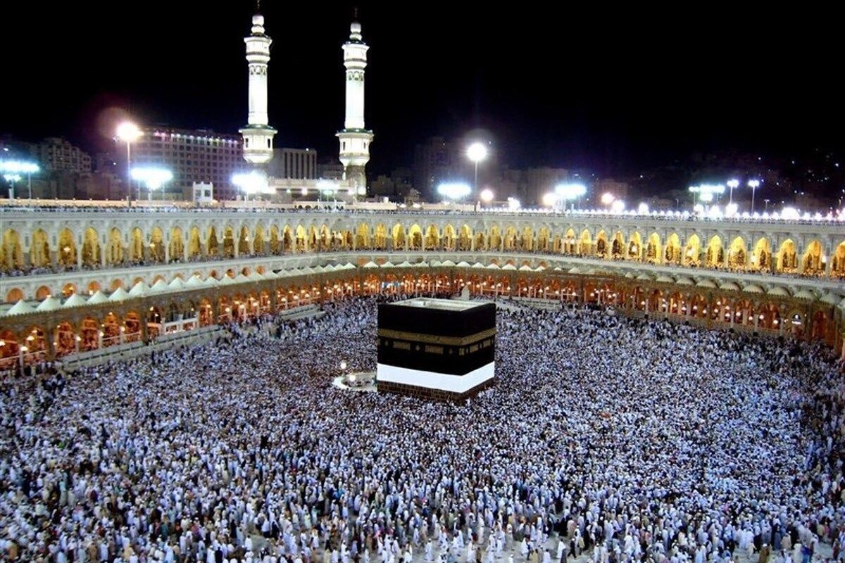 مدیر روابط عمومی حج و زیارت خراسان رضوی گفت: ثبت‌نام متقاضیان اعزام به حج عمره مفرده در کاروان‌های امسال برای ماه‌های دی و بهمن از ساعت ۱۰ صبح امروز (۹ آذر ۱۴۰۴) در خراسان رضوی آغاز شد.