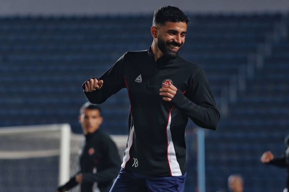 مدافع راست تیم فوتبال تراکتور، بخاطر کشیدگی همسترینگ احتمالا چند مسابقه حساس تیمش رااز دست می‌دهد.