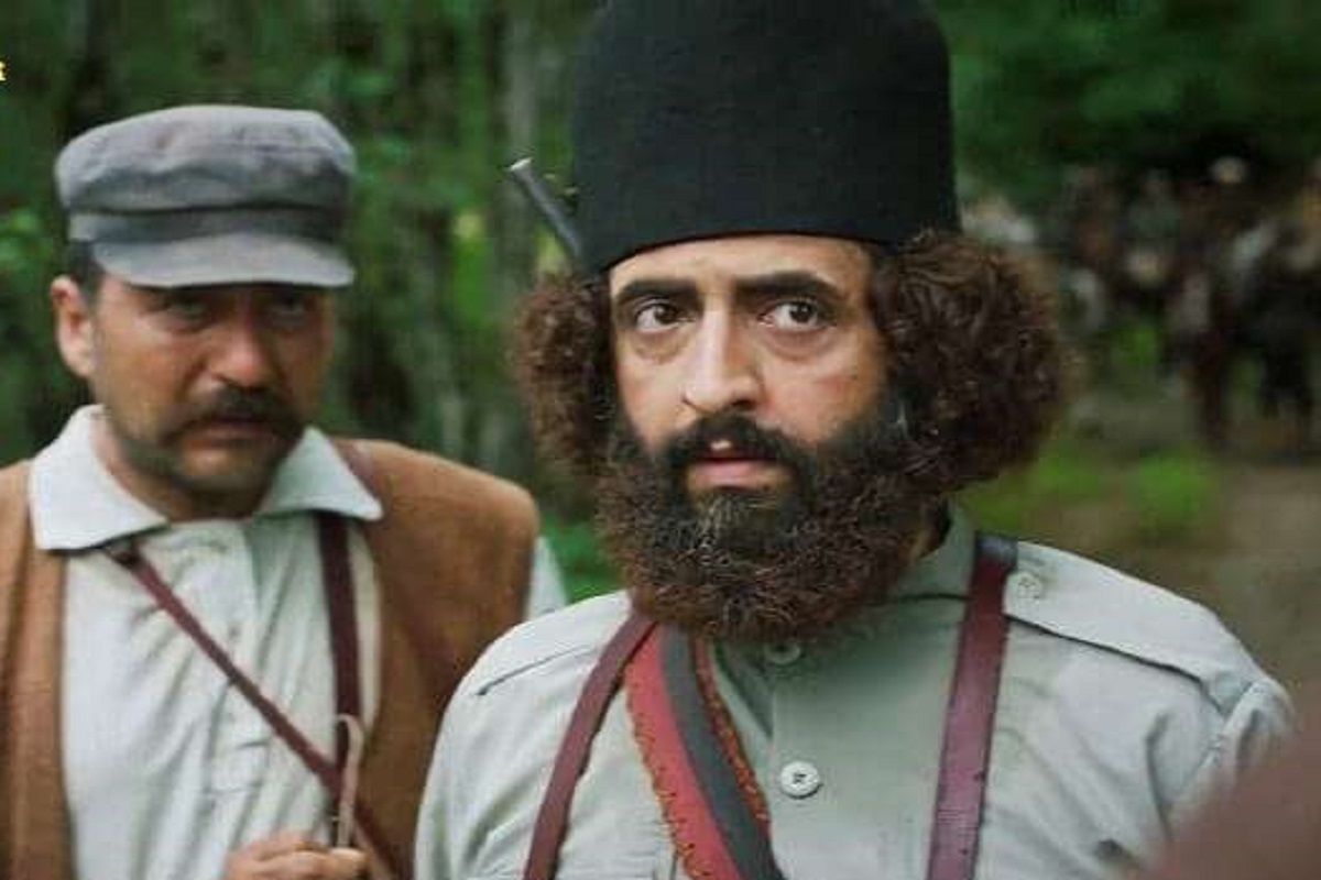 شبکه نمایش سیما به مناسبت سالروز شهادت میرزا کوچک‌خان جنگلی فیلم «روزگاری ایران» را روی آنتن می‌برد.