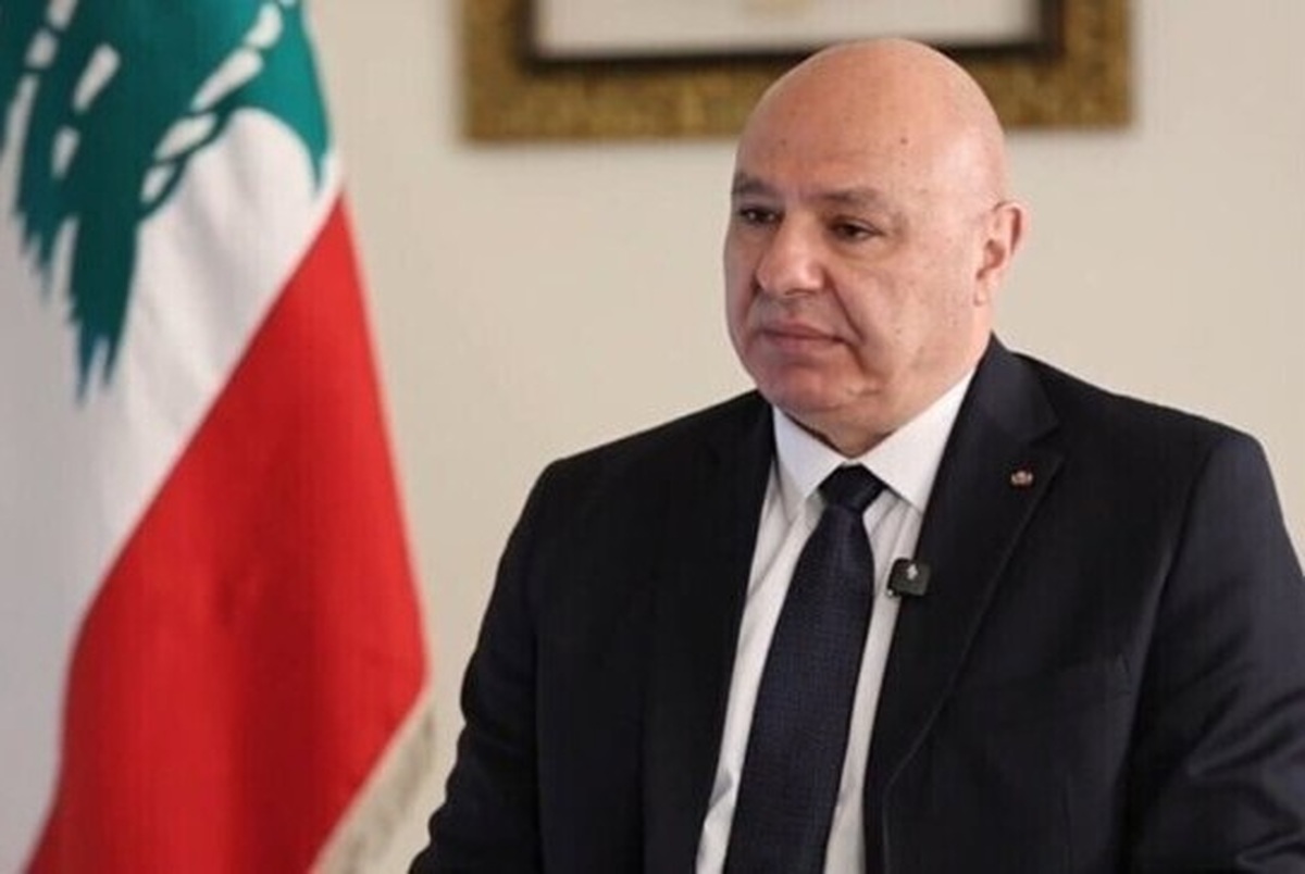 رئیس‌جمهور لبنان در دیدار با رهبر کاتولیک‌های جهان خطاب به پاپ گفت: به جهانیان بگویید که ما نخواهیم مرد و تسلیم نخواهیم شد.