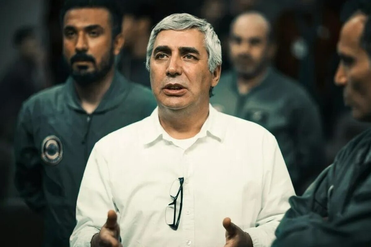 دلنوشته ابراهیم حاتمی&zwnj;کیا برای شهید &laquo;تنگسیری&raquo; | رازِ سرخِ این شاهنامه، با این کوچ&zwnj;ها رنگ نمی&zwnj;بازد