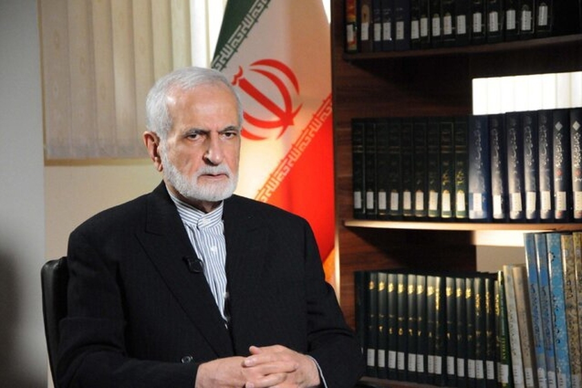 کمال خرازی در حمله دشمن مجروح شد