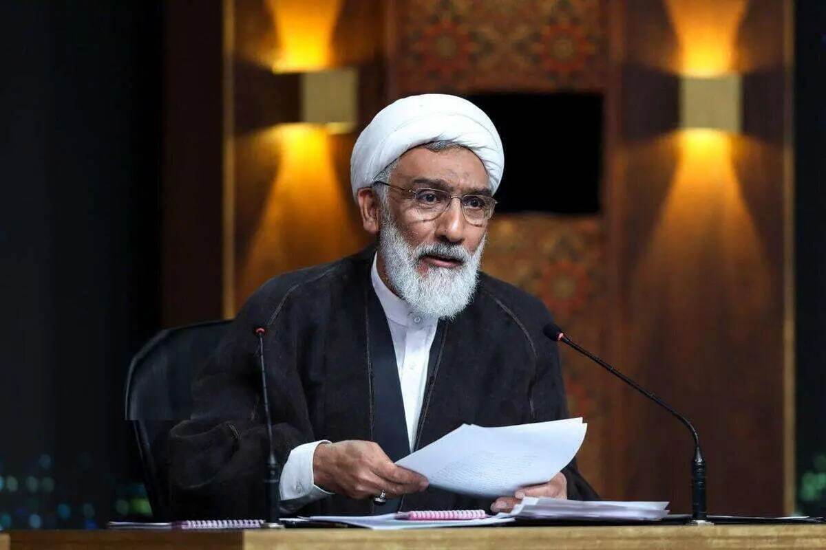 پورمحمدی: از مکر دشمن غافل نباشیم