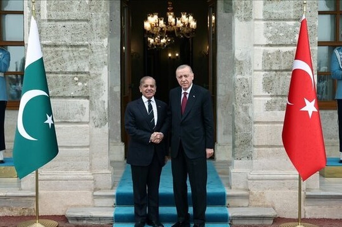 اردوغان و شهباز شریف پیرامون آتش بس ایران و آمریکا رایزنی کردند