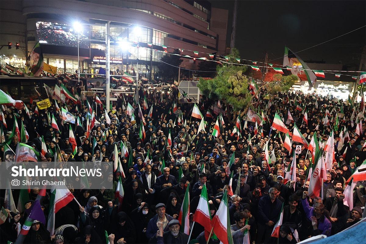 میدان&zwnj;داری مشهدی&zwnj;ها در مقابل تهدیدهای دشمن | حماسه&zwnj;سازان خیابان