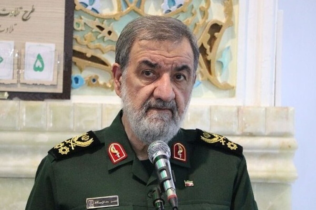 سرلشکر محسن رضایی: ترامپ به دنبال چانه&zwnj;زنی است | لانچرها آماده غرق کردن ناوها هستند
