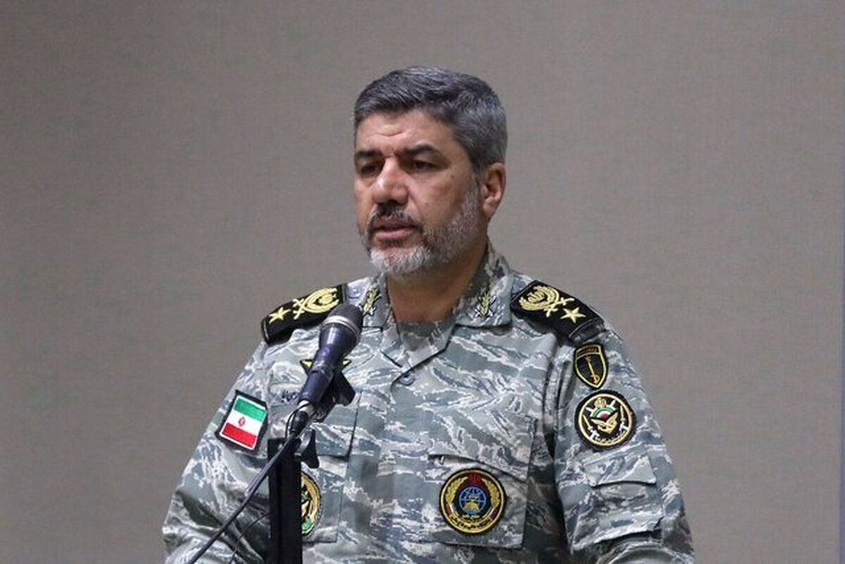 سخنگوی ارتش: فرمانده کل ارتش دستور دادند در صورت تجاوز زمینی به کشور، حتی یک نفر از متجاوزین هم نباید زنده بماند + فیلم