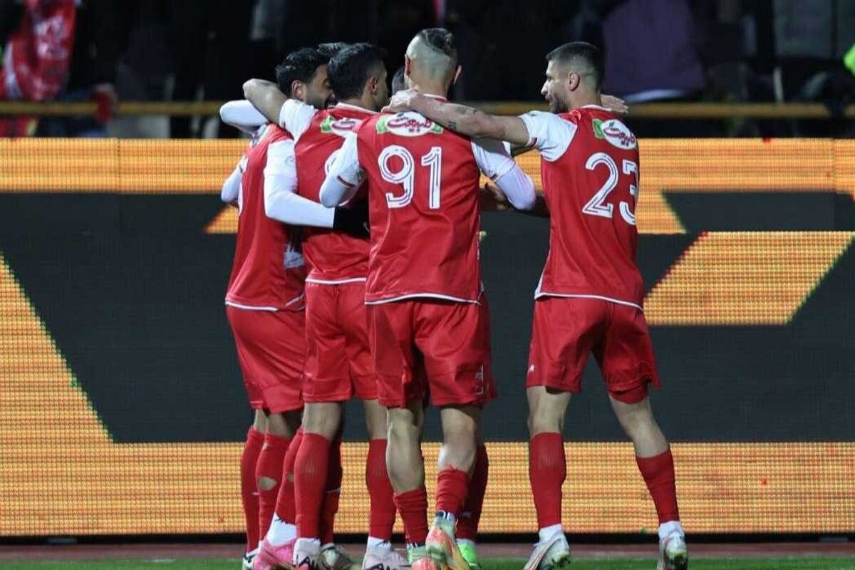 تلاش پرسپولیسی‌ها برای برگزاری لیگ برتر
