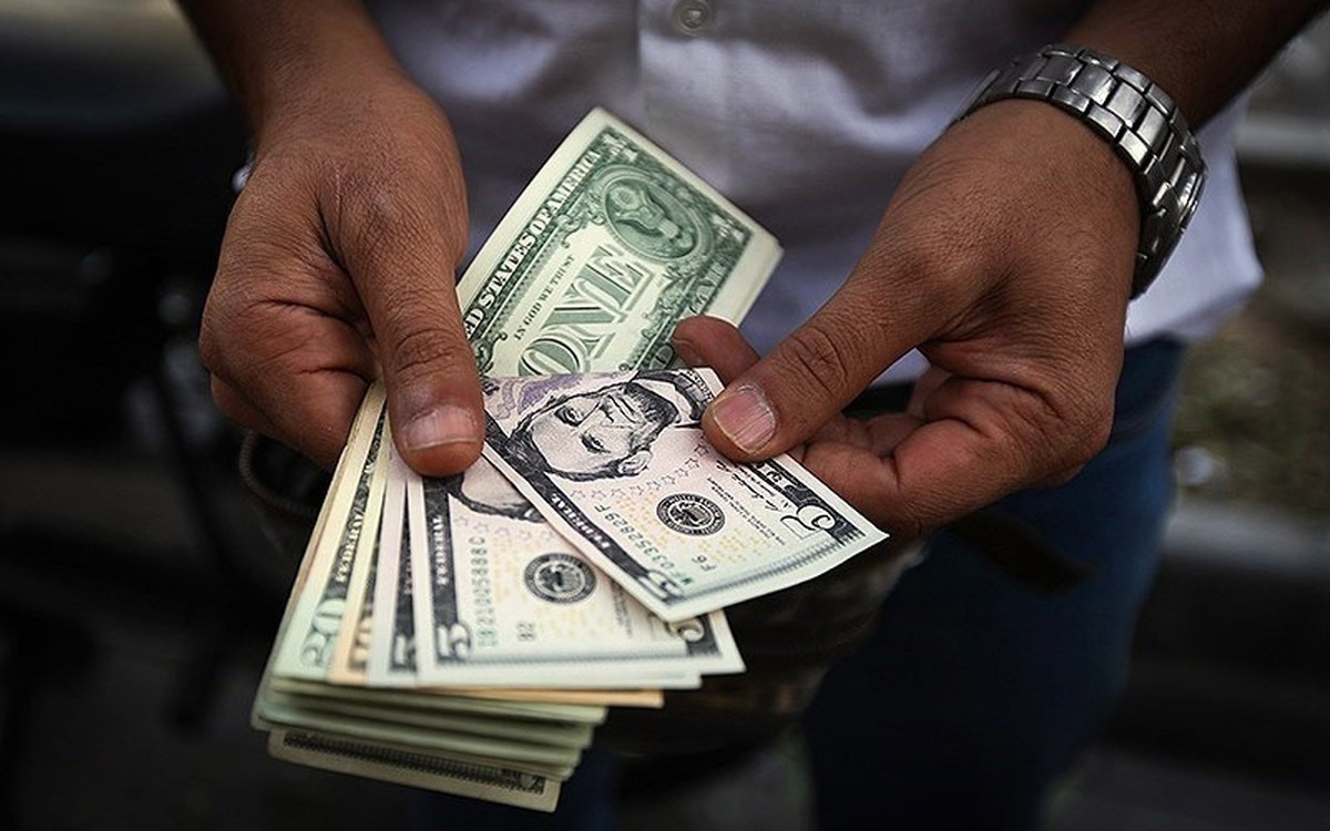 افزایش قیمت دلار در بازار آزاد مشهد | نرخ رسمی دلار چقدر است؟ (۳۰ فروردین ۱۴۰۵)