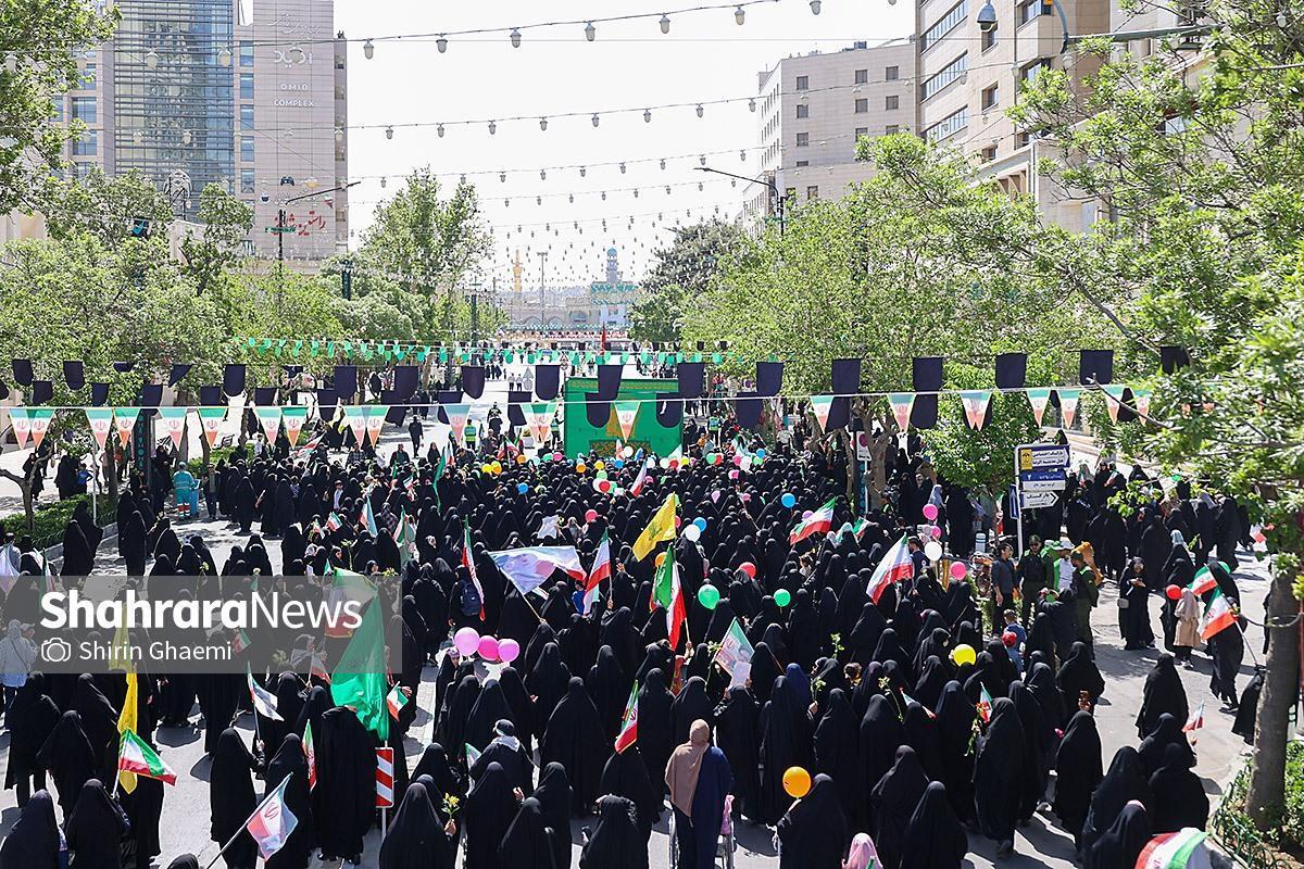 پیوند معصومیت و اقتدار در اجتماع دختران مشهدی | آغاز مراسم بعثت دختران مشهدالرضا (ع) (۳۰ فروردین ۱۴۰۵) + فیلم