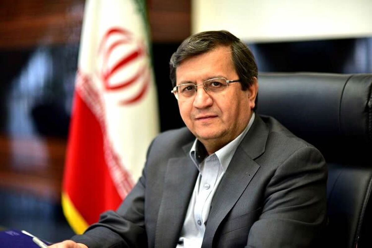 همتی: شبکه بانکی برای پیش&zwnj;برد سیاست&zwnj;ها تلاش کند