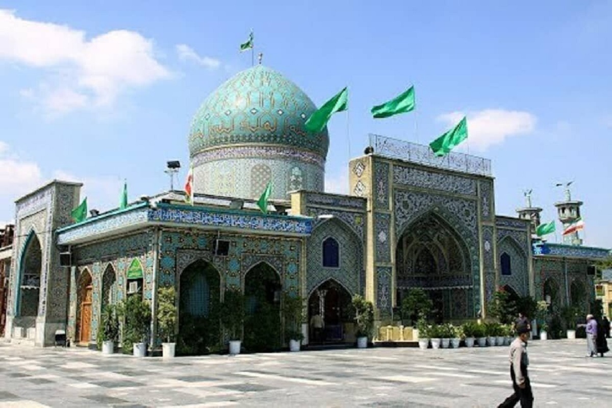 اعلام برنامه&zwnj;های دهه کرامت ۱۴۰۵ در بقاع متبرکه مشهد و خراسان رضوی و تجلیل از خادمان امام&zwnj;زادگان