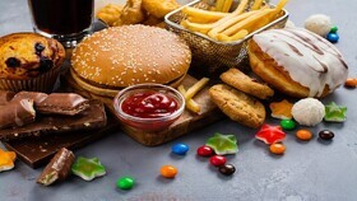 چرا در تعطیلات نوروز دچار اضافه وزن می&zwnj;شویم؟