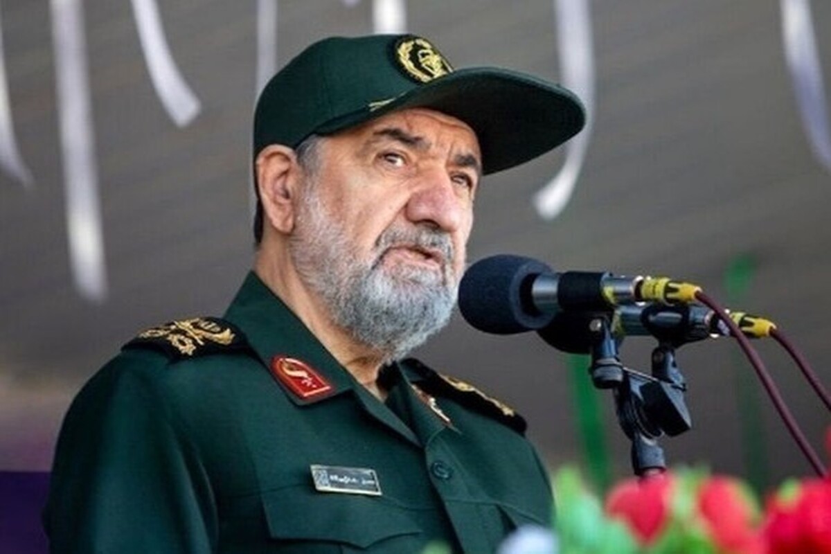 محسن رضایی: دشمن هر میزان خسارت وارد کند تلافی ایران شدیدتر خواهد شد